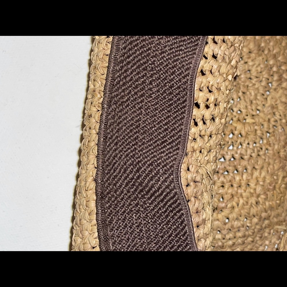 REI - Outdoor Hat - Picture 9 of 9